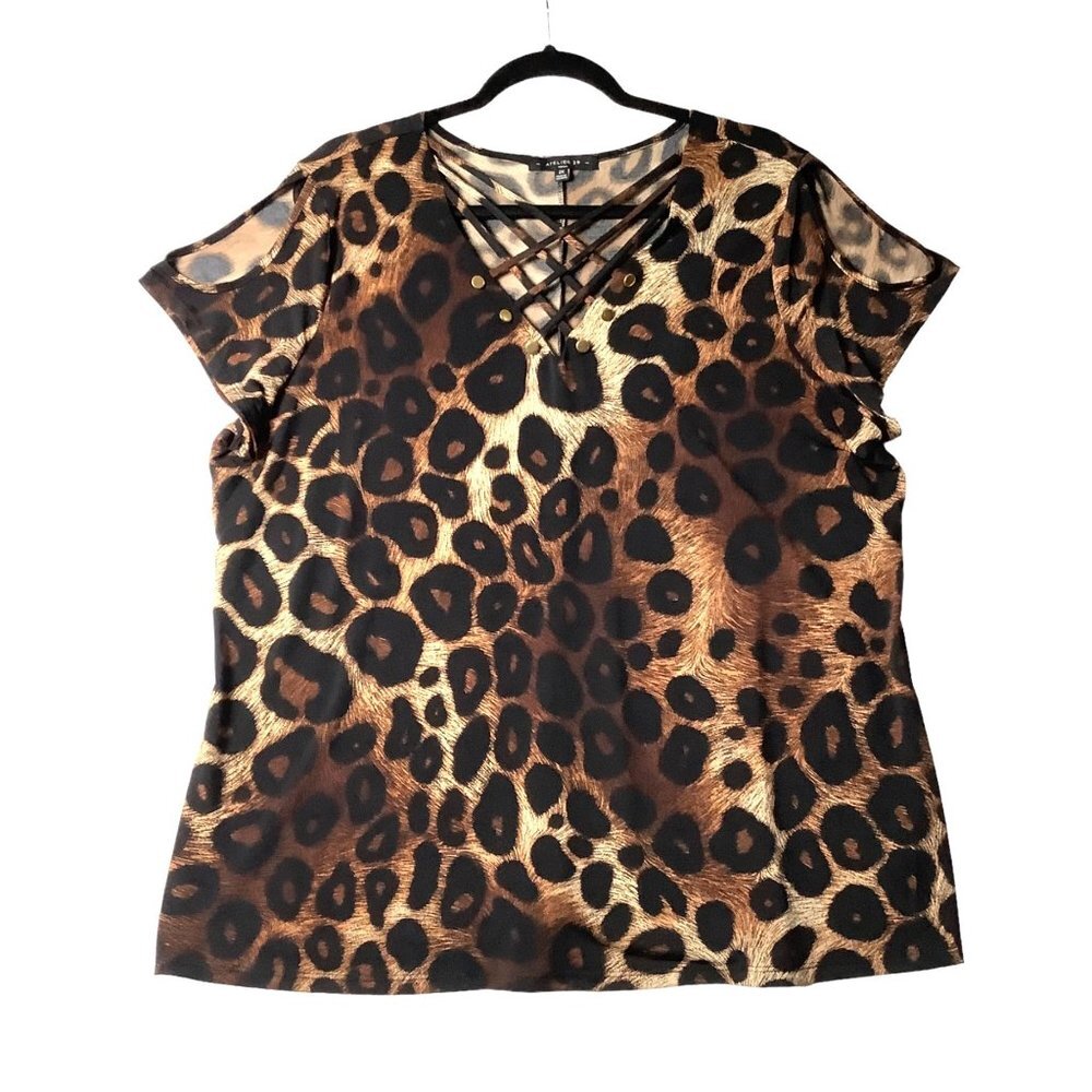 ATELIER 29 Blouse Women Size 2X Leopard Print Criss Cross V-Neck Cap Sleeves